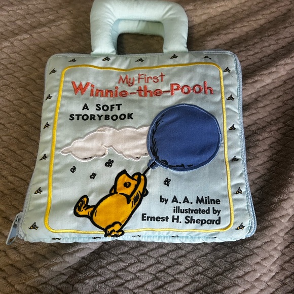 Other - Winnie the Pooh soft book